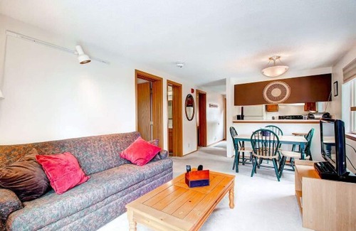 Warrior's Mark West Condo | 2023-24 Mark 9 Condo – 2 Bedroom Breckenridge, CO