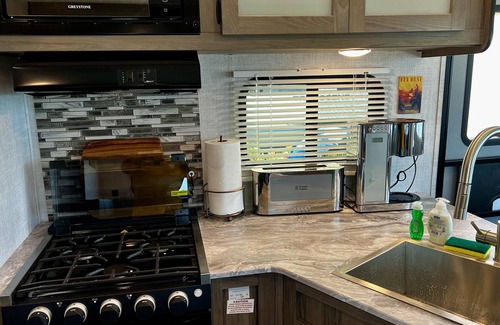 Key West House | 2023 GULF STREAM 24 RLS - DELIVERED TO THE CAMPGROUND OF YOUR CHOICE