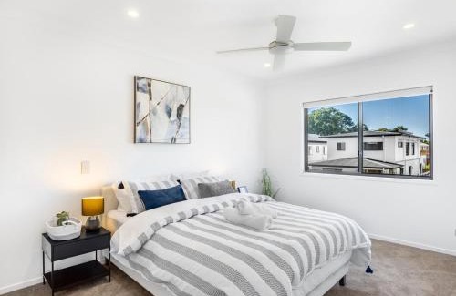 Sunnybank Hills House | 2024 Brand-new 5BR Comfort House in SunnybankHills