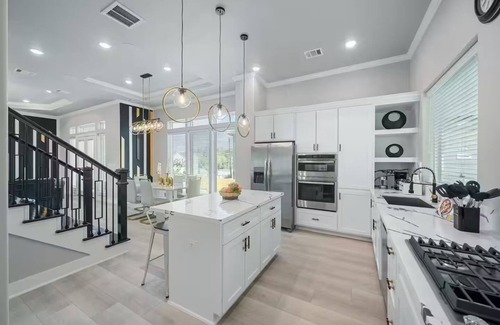 Southeast Houston House | 2024 Built Luxe! Downtown/MedCtr/NRG/Galleria