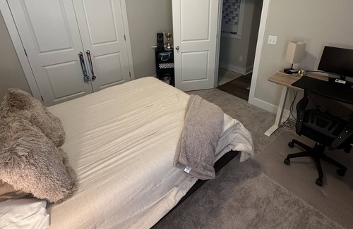 Evans House | 2024 Masters House Rental; Pet friendly with brand new pool and fence!