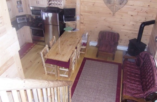 Mount Holly Cabin | 2024 XMas week special-Book Your Christmas Cabin Time to Ski & Ride Holiday