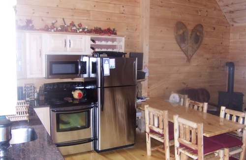 Mount Holly Cabin | 2024 XMas week special-Book Your Christmas Cabin Time to Ski & Ride Holiday