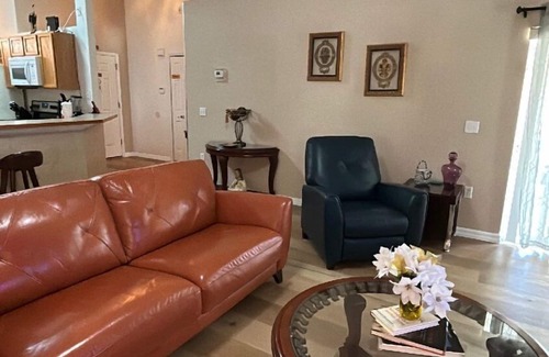 Crescent Lakes House | 2025 Early Bird Special! Discounted Rates & Perks Await!