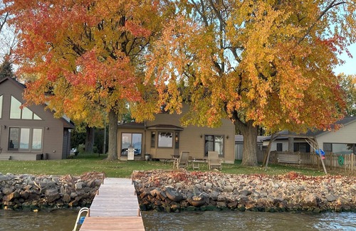 Forest Junction Cottage | 2025 NFL Draft, Green Bay Packer home games and EAA rental on Lake Winnebago
