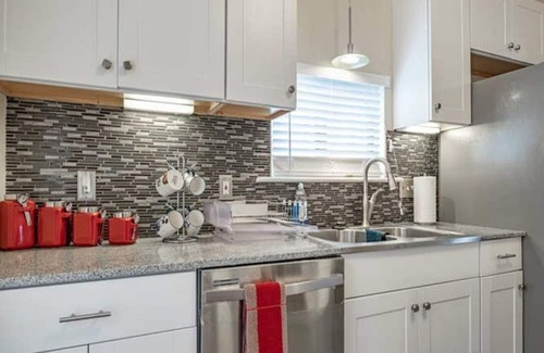 St. Louis House | #203 Historical Beautiful New Remodeled Delmar Loop❤ 2