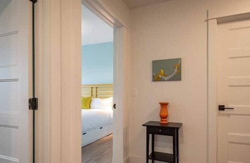 Wolfville House | 204 - Wolfville Accessible Suite with Blomidon View