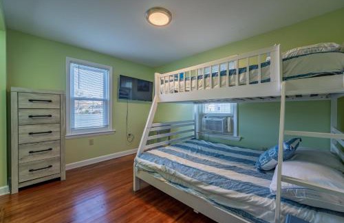 Ocean City Apartment | 208 Cottage 5 Yellow 1st unit