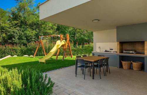 Lasici Villa | 208 m² Villa ∙ 6 bedrooms ∙ 12 guests