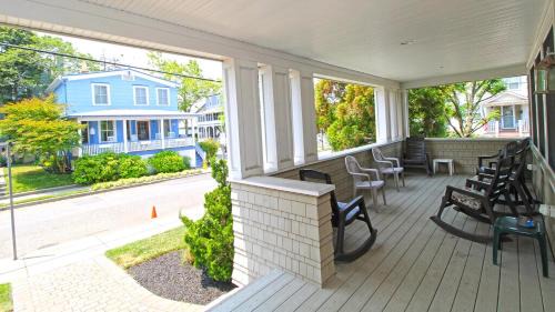 Cape May House | 209 Congress Street