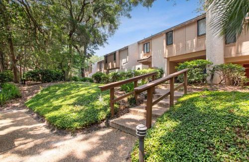 Fernandina Beach House | 2098 Beach Wood