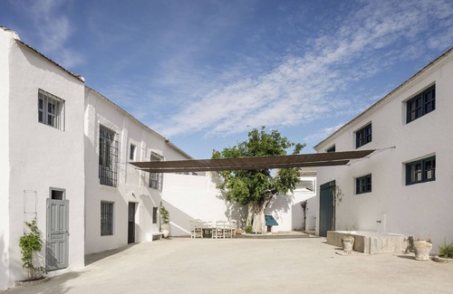 Zujaira Cottage | 20KM FROM GRANADA Boutique Hotel cataloged with more than 150 years. Reformed