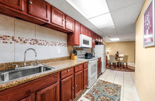 Snellville Apartment | 20Miles from Atlanta Pet Friendly Private Backyard