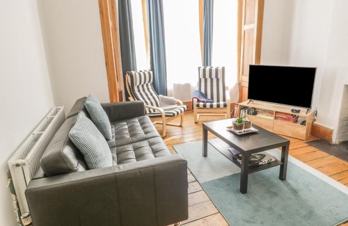 Bont Newydd House | 21 Market Street, Caernarfon