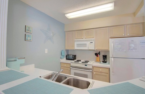 Sunset Beach Condo | 210-1 Colony II Beach/Golf Vibes 1 Bedroom Condo Only 1.9 Miles to Sunset Beach