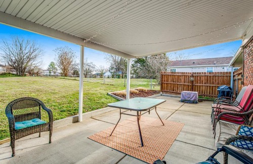 Elm Hill Acres House | 2108 Crystal Drive