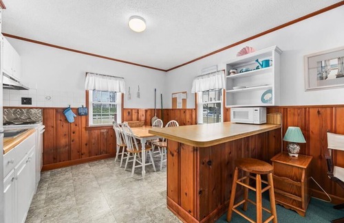 South Nags Head House | 211 - Cute Ocean Side Rental Home - South Nags Head - Steps to the Ocean