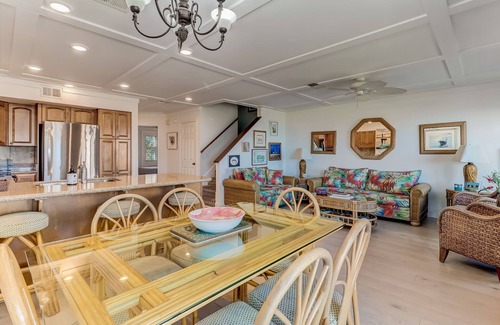 American Beach Condo | 211 Sailmaker Anchors Away