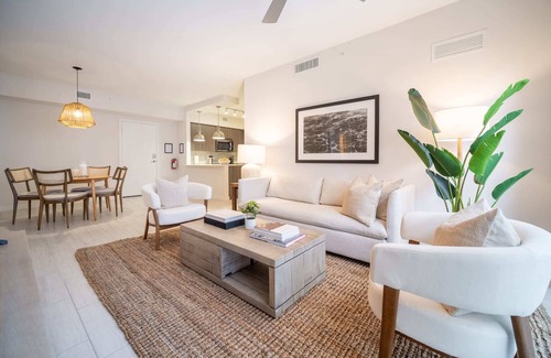 Glenvar Heights Apartment | #211 - Tucker Dadeland