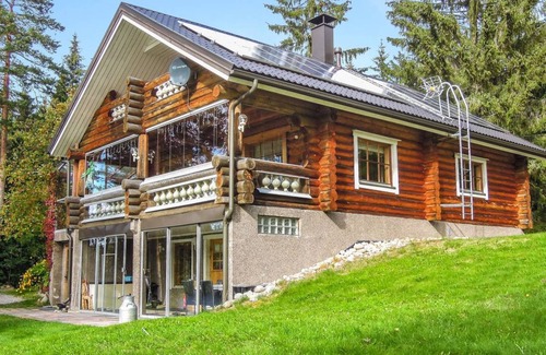 Haapamaki House | 215 m² Apartment ∙ 3 bedrooms ∙ 16 guests