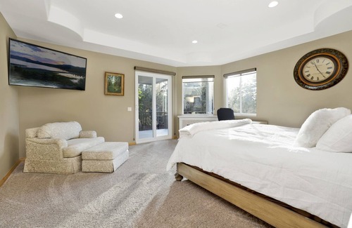 Castle Glen Estates Cabin | 2178-sunset Ridge Villa 5 Bedroom Home by RedAwning