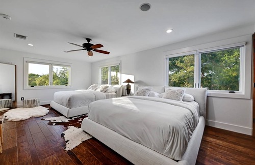 Eck Lane on the Lake Resort | 218 m² Resort ∙ 2 bedrooms ∙ 10 guests
