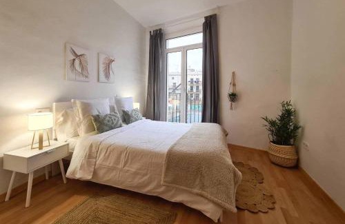 Gothic Quarter Apartment | 21ARA1085- Fabulous 4BR apartment in Ciutat Vella