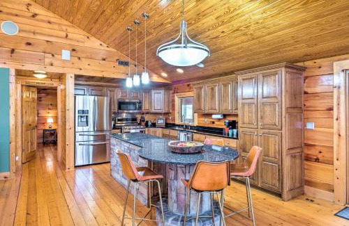 Shepherdsville House | 22-Acre Home on Bourbon Trail with Sunroom!
