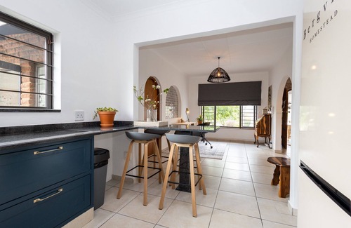 Hilton Apartment | 22 Bergview Rd