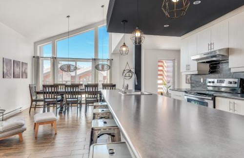 Stoneham Ski Chalet | 22- Chalet à Louer à Stoneham