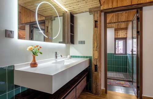 Jinghong Hotel | 22 Garden House