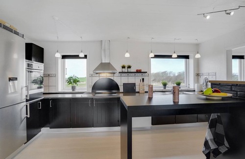 ster Assels House | 220 m2 holiday home for 10 people with fjord view and wildlife bath