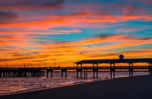 East Beach House | 2204 Ocean Road