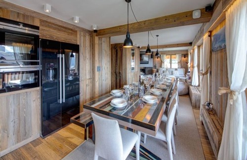 Verbier Apartment | 220sqm duplex luxury in the heart of Verbier