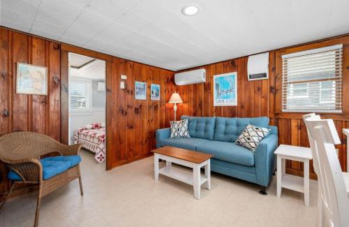East Sandwich House | 225 C North Shore Boulevard East Sandwich - Cape Shore C