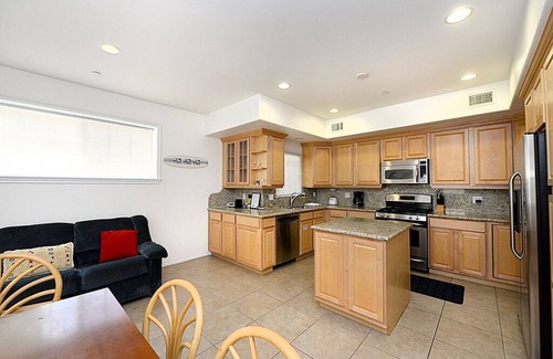 Avalon Condo | 227BB: Modern Town Home in the Heart of Avalon, Dual Master Suites, *VIEWS* -
