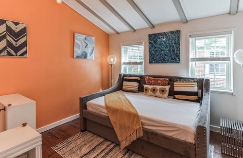 Southwark Villa | 228 Catherine Street