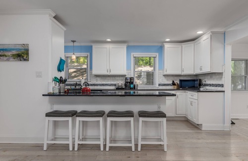 Rehoboth Beach House | 22877 Linden - Newly renovated home in the Amenity filled Angola by the Bay!
