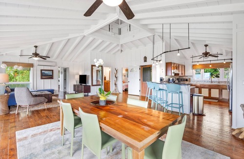 Kilauea House | 23 Acre Estate, Ocean and Sunset Views, Hot Tub, Private Beach Access, Jungle!