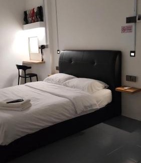 Central Seberang Perai House | 23 Inn Queenbed Standard Room