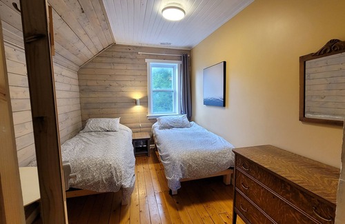 Haliburton House | 23 Maple