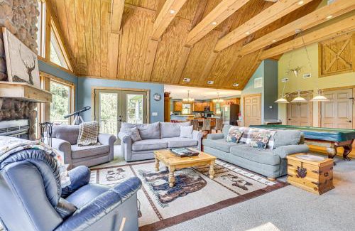 Blissfield House | 23 Mi to Mohican SP Group-Ready Lodge with Hot Tub
