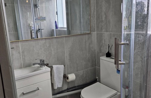Mount Albert Apartment | 23 Studio Apartment in Mount Albert