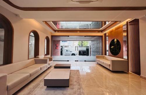 HITEC City Hotel | 23 Urban Square