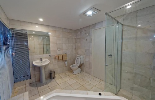 Bilambil Heights House | 230 Scenic Drive