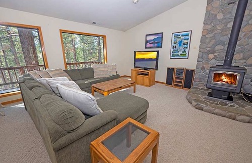 Montgomery Estates House | 232 m² House ∙ 4 bedrooms ∙ 8 guests