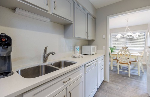 Sea Pines Villa | 2354 Racquet Club: Spacious Pet Friendly Villa, Free Bikes, Pool, Tennis