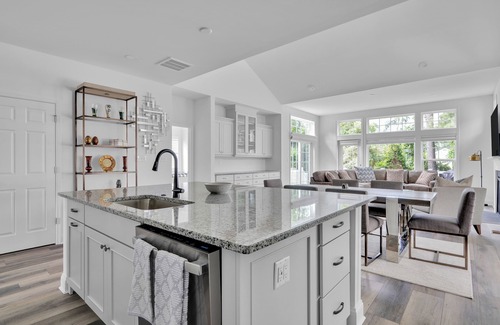 Long Neck House | 23704 Brickwalk Drive