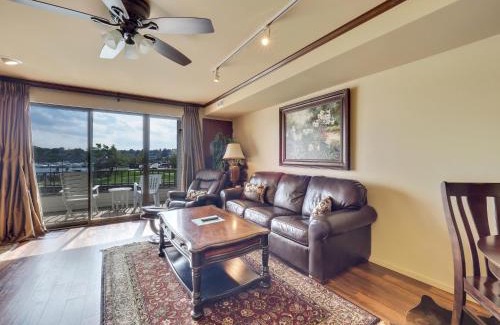Charlevoix House | 239 Edgewater Inn