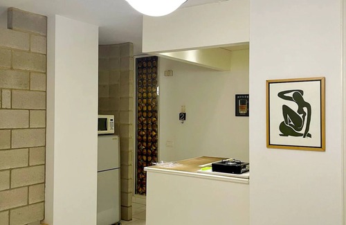 Zouk Mosbeh Apartment | ⚡️24/7⚡️ Romantic Loft with Private Garden and Terrace